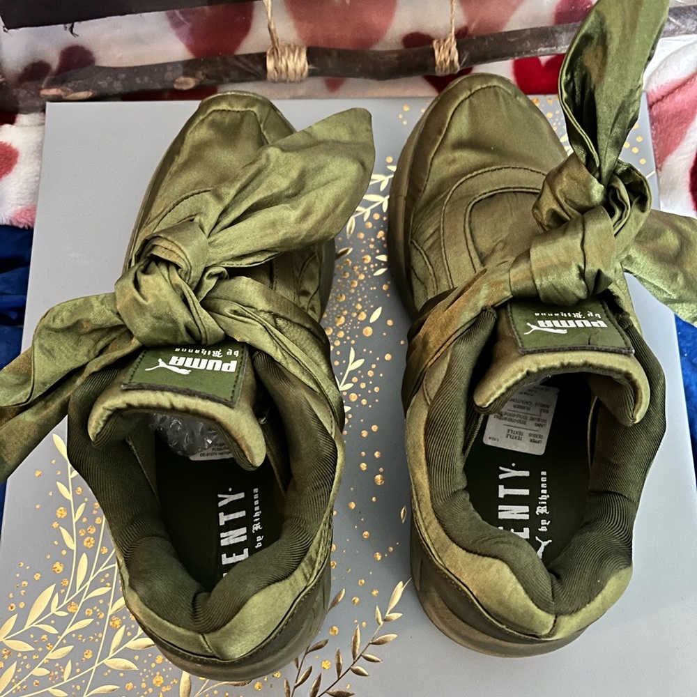Designer Shoes - Picture 5 of 5